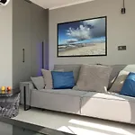 Lighthouse Luxury Penthouse - Jantar