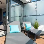 Lighthouse Luxury Penthouse - Jantar Apartment